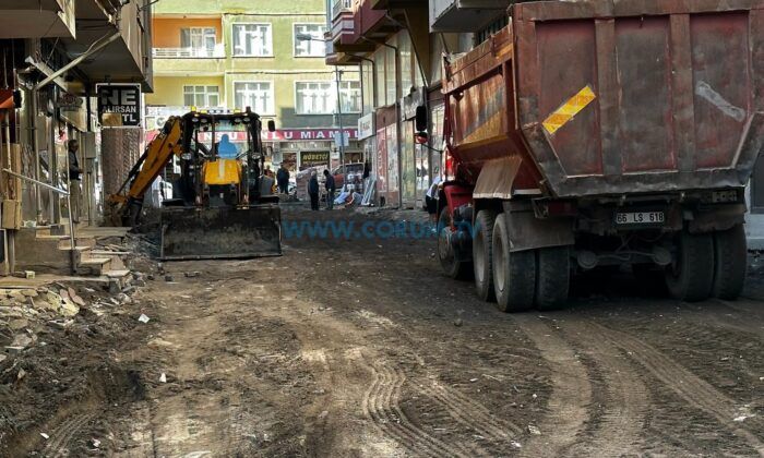 Sungurlu’da Kış Öncesi Yoğun Asfalt Mesaisi