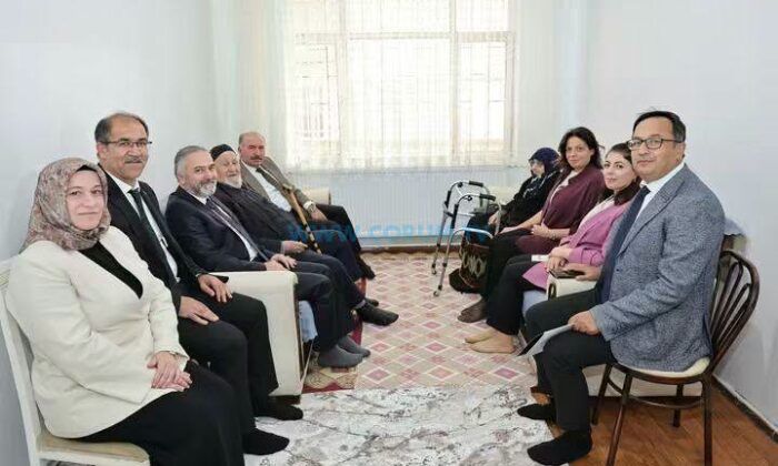 Ulu Çınarlara Anlamlı Ziyaret