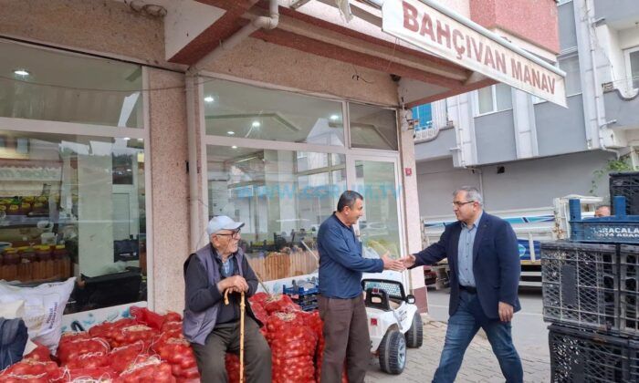 Ünlü, Esnaf ve Halkla Bir Araya Geldi